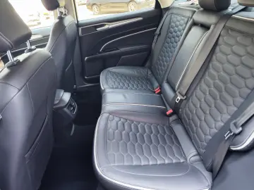 Ford Mondeo 2.0 Hybrid CVT VIGNALE