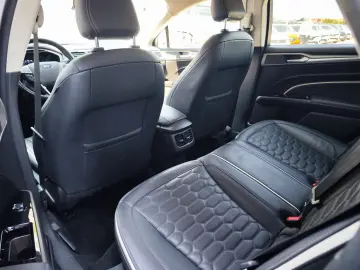 Ford Mondeo 2.0 Hybrid CVT VIGNALE