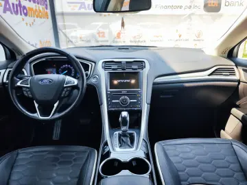 Ford Mondeo 2.0 Hybrid CVT VIGNALE