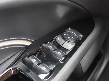 Ford Mondeo 2.0 Hybrid CVT VIGNALE