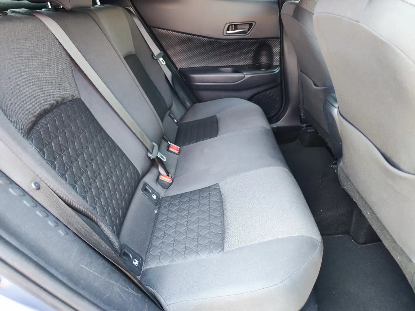 Toyota C-HR 2.0 HSD 184 CP 4x2 CVT C-ult