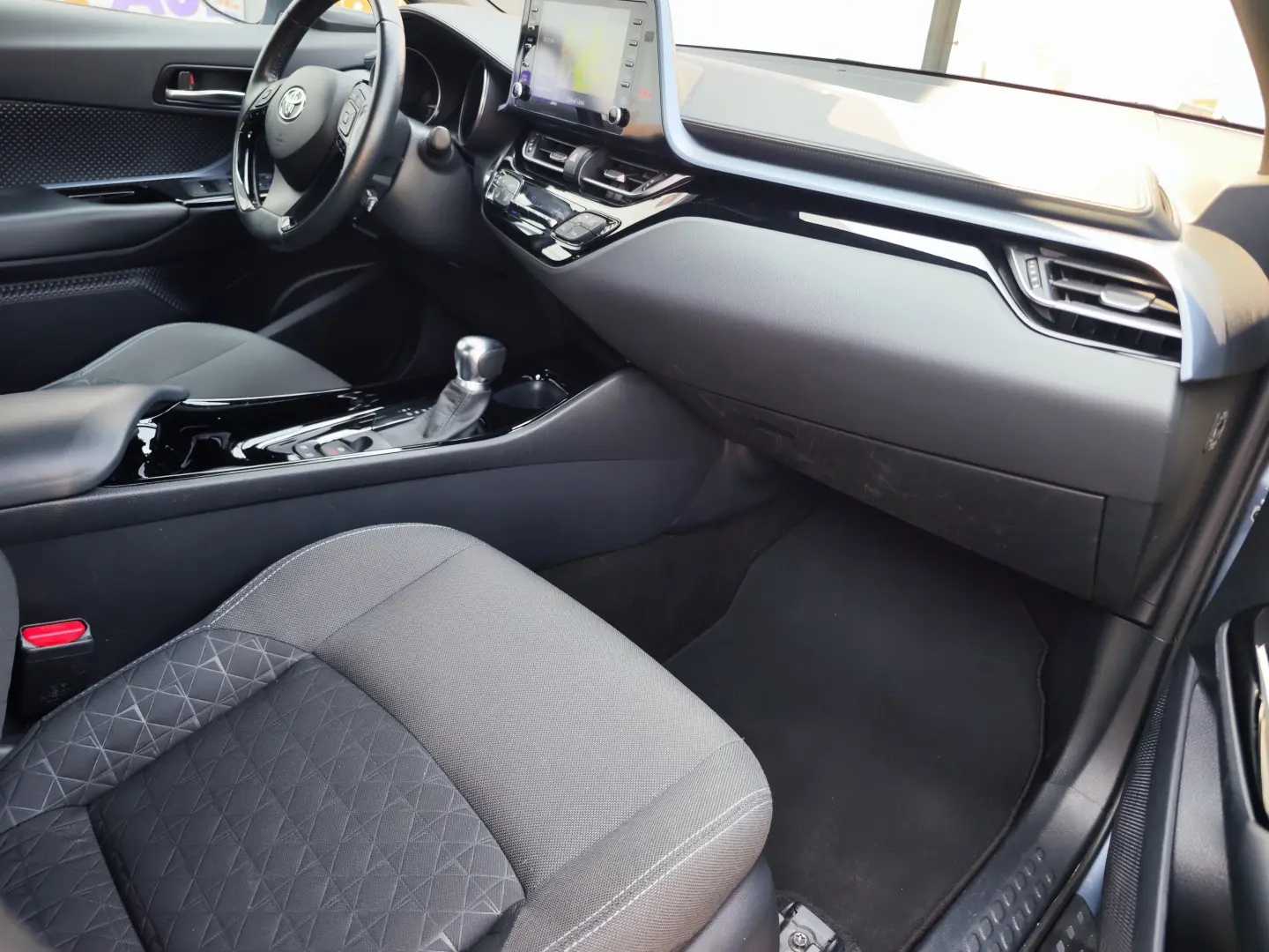 Toyota C-HR 2.0 HSD 184 CP 4x2 CVT C-ult