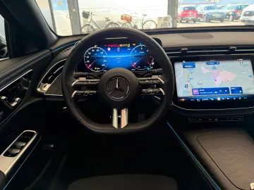 E 220 d AMG +DIGITAL-LIGHT+NAVI+AHK+DISTRONIC+