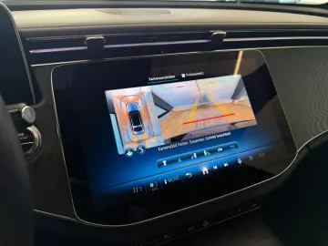 E 220 d AMG +DIGITAL-LIGHT+NAVI+AHK+DISTRONIC+