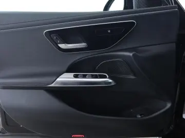 E 200 AMG Night Distronic Winter Kamera Metallic