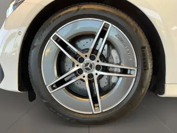 E 450 d 4matic AMG +MBUX+Burm+DigitalLight+STH