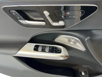 E 450 d 4matic AMG +MBUX+Burm+DigitalLight+STH