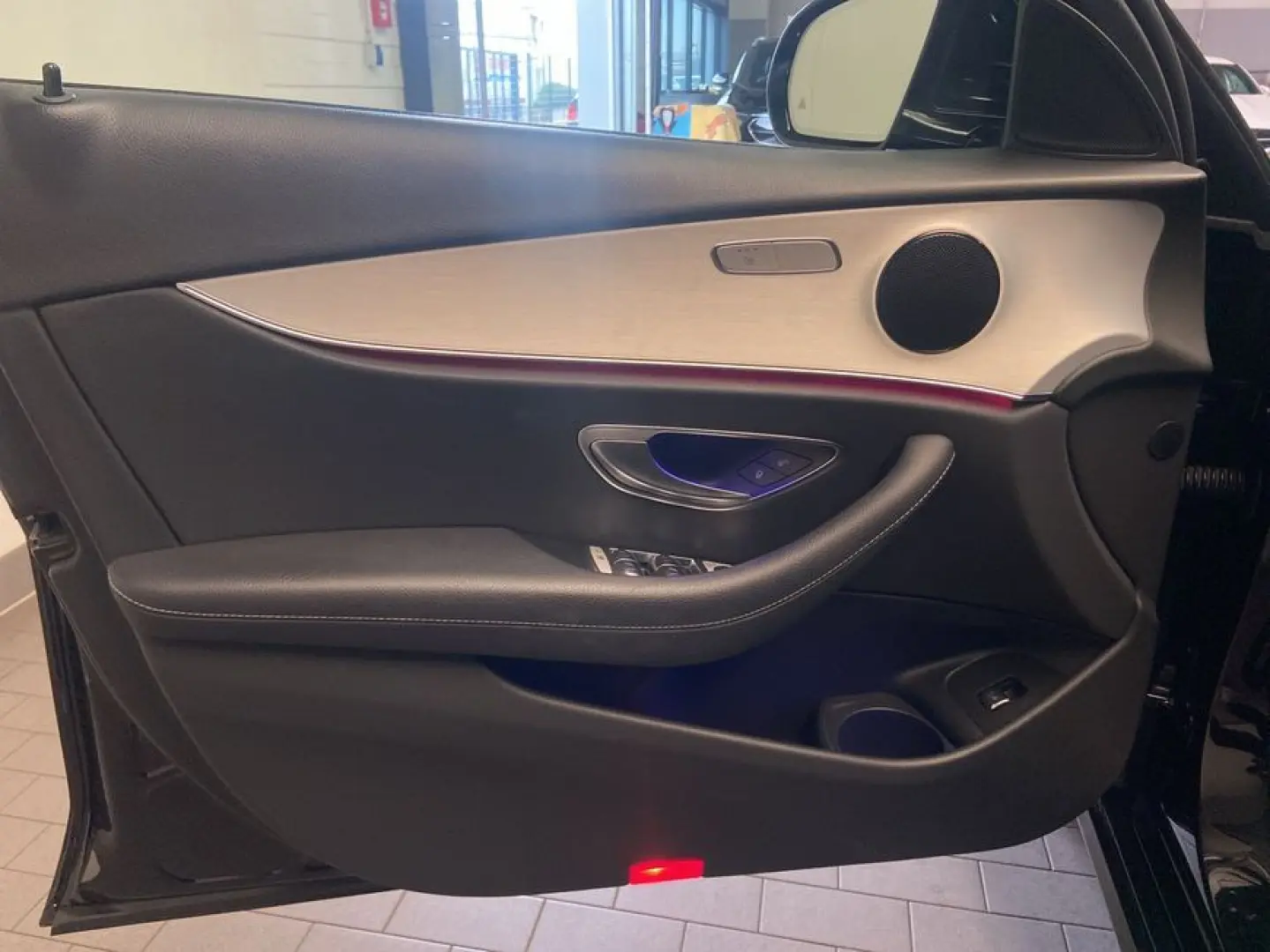 E 200 Avantgarde/AirBody Fahrwerk/MBUX High/AHK
