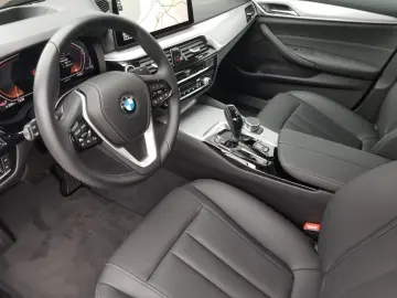520i Limousine AHK HeadUp HiFi ACC RFK Komfortzg
