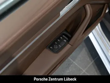Porsche 992 911 Carrera S Cabriolet LED-Matrix InnoDrive