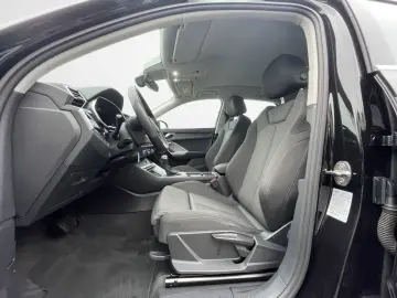 Q3 Sportback 40 TFSI S tronic quattro  AHK Navi