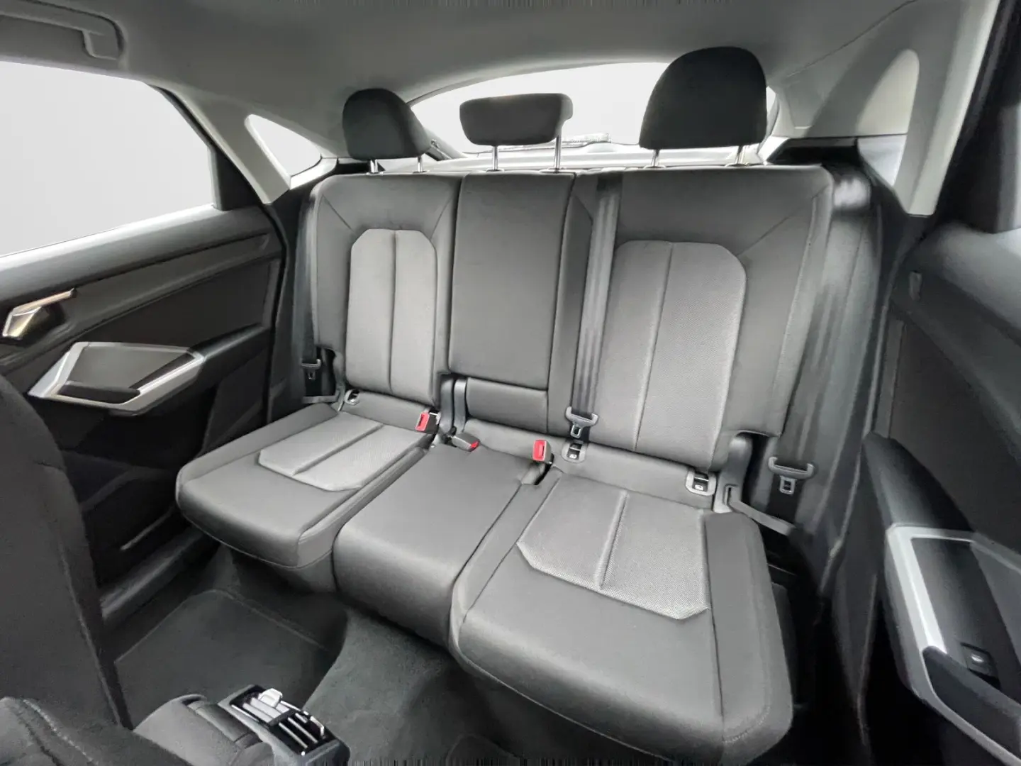 Q3 Sportback 40 TFSI S tronic quattro  AHK Navi