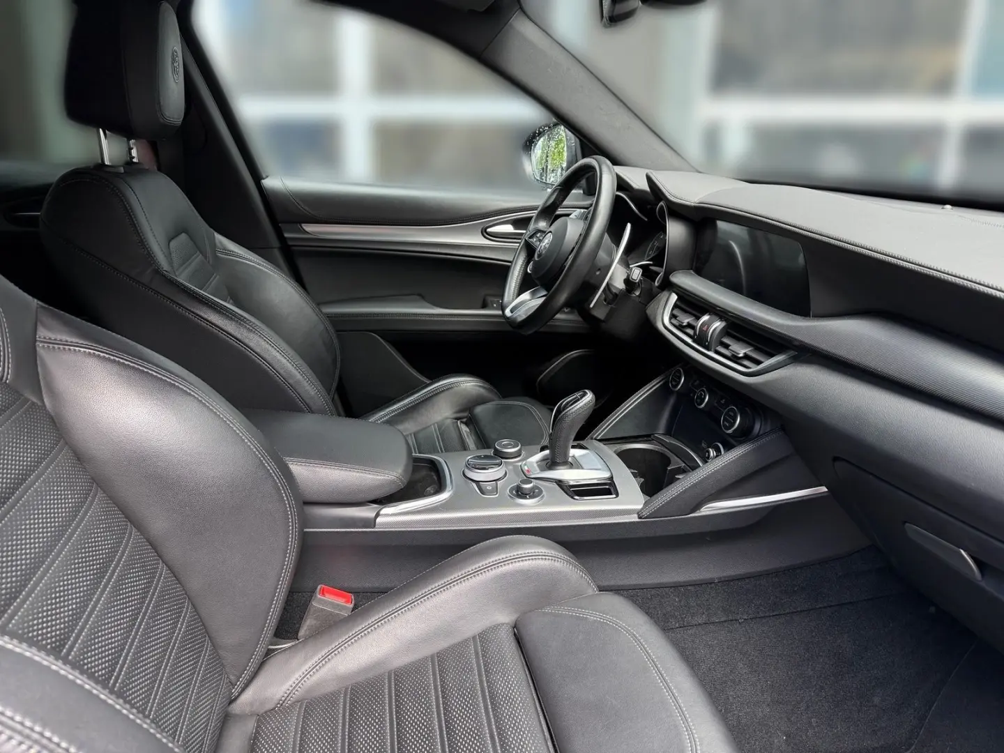 Stelvio Veloce Q4