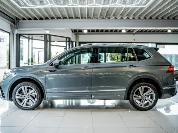 Tiguan Allspace 2.0 TSI DSG R-Line NAVI 4Mo. LED