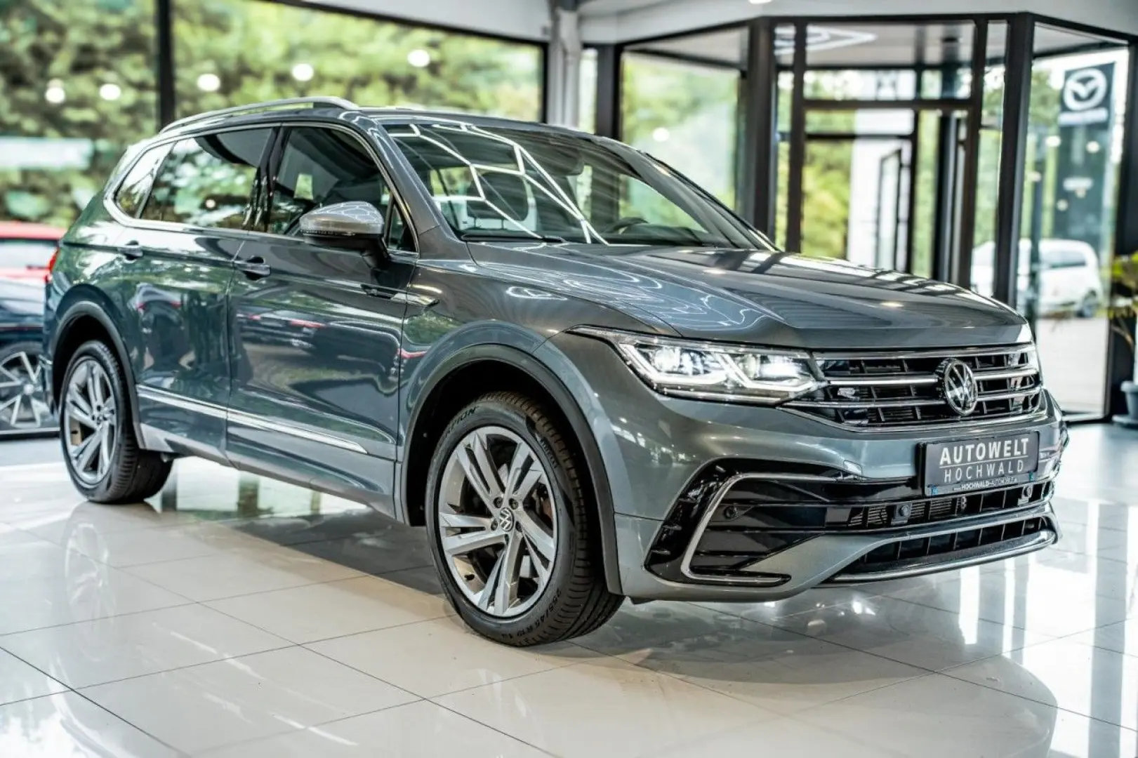 Tiguan Allspace 2.0 TSI DSG R-Line NAVI 4Mo. LED
