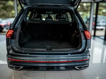 Tiguan Allspace 2.0 TSI DSG R-Line NAVI 4Mo. LED