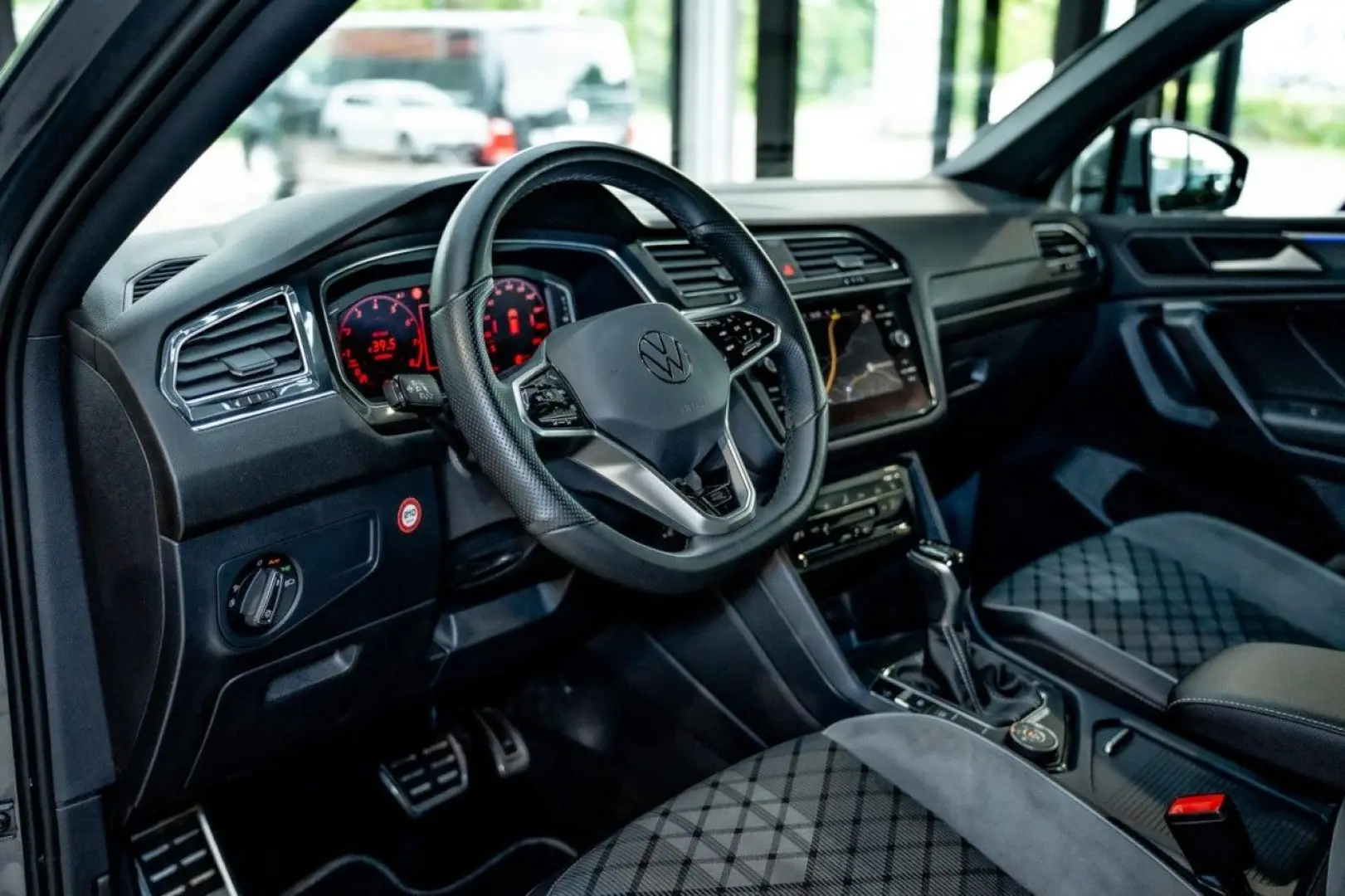 Tiguan Allspace 2.0 TSI DSG R-Line NAVI 4Mo. LED