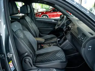Tiguan Allspace 2.0 TSI DSG R-Line NAVI 4Mo. LED