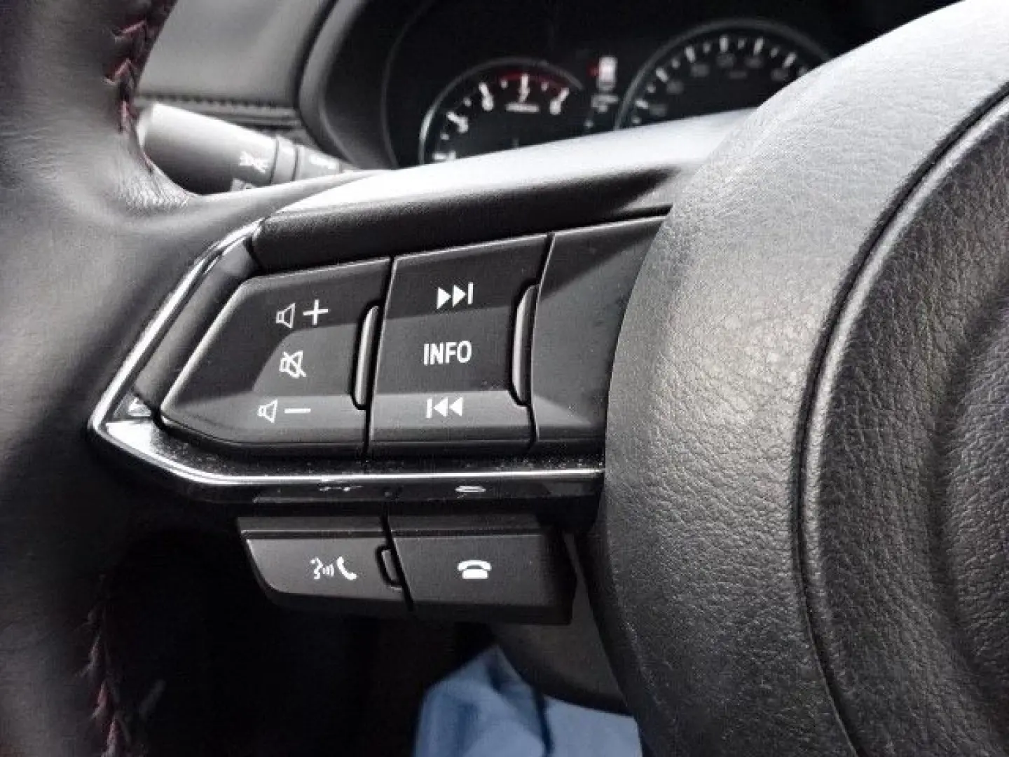 CX-5 194PS Autm. Homura AWD Navi HUD 360°-Kamera