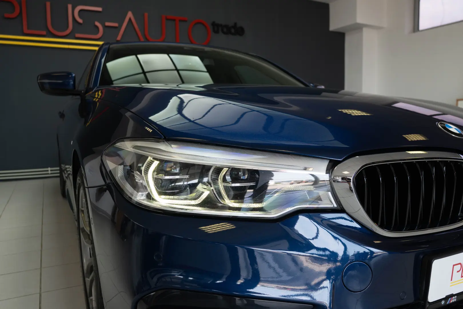 BMW Seria 5 520d xDrive AT M Sport Head-up Led
