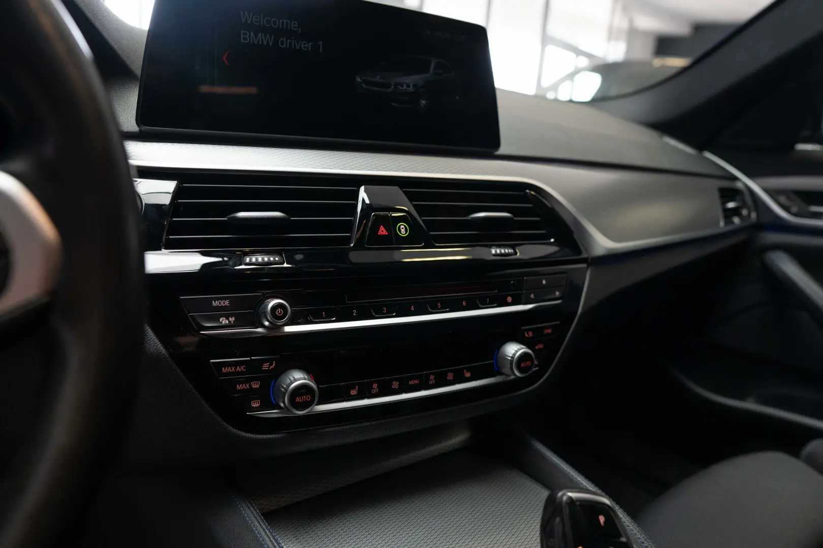 BMW Seria 5 520d xDrive AT M Sport Head-up Led