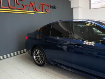 BMW Seria 5 520d xDrive AT M Sport Head-up Led