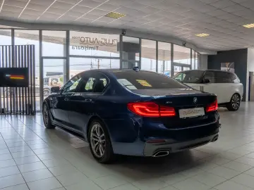 BMW Seria 5 520d xDrive AT M Sport Head-up Led