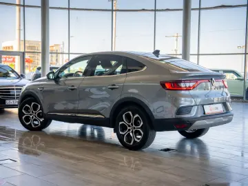 Renault Arkana 1.6 E-TECH Hybrid Multimode