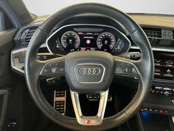 Q3 45 TFSI e S line S tronic Mtrx.Navi,Sportsitz