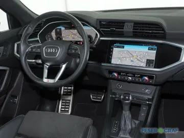 Q3 Sportback S line 45 TFSI e Alcantara/LED/Kame
