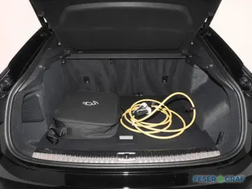 Q3 Sportback S line 45 TFSI e Alcantara/LED/Kame