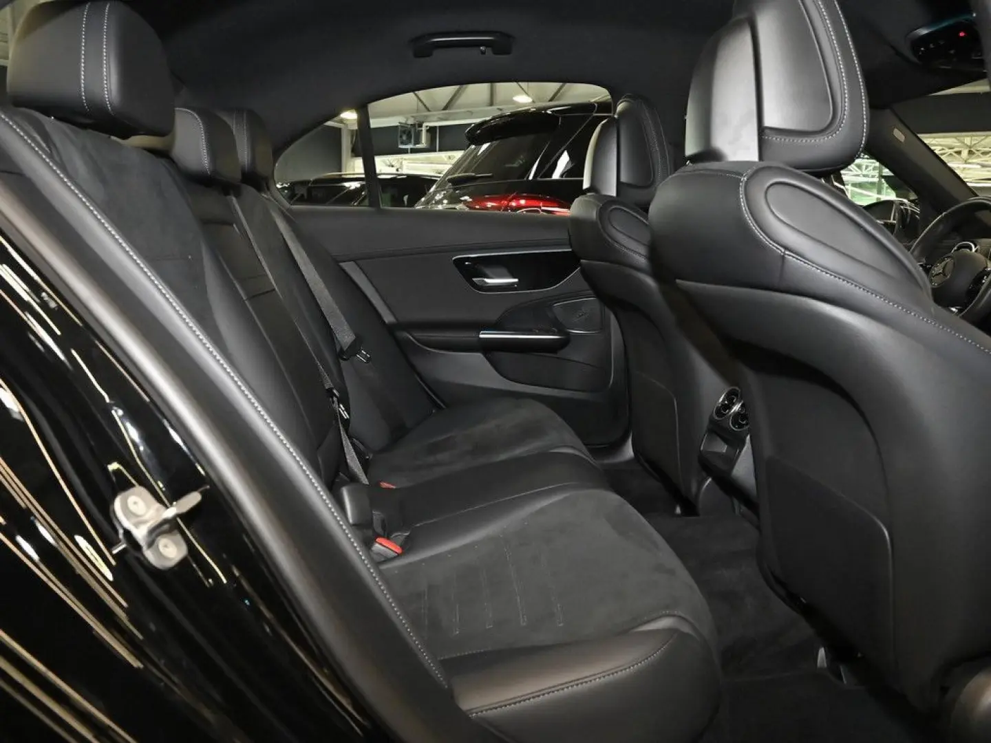 C 220 d AMG Sport Advanced AHK Distr. LED Navi K
