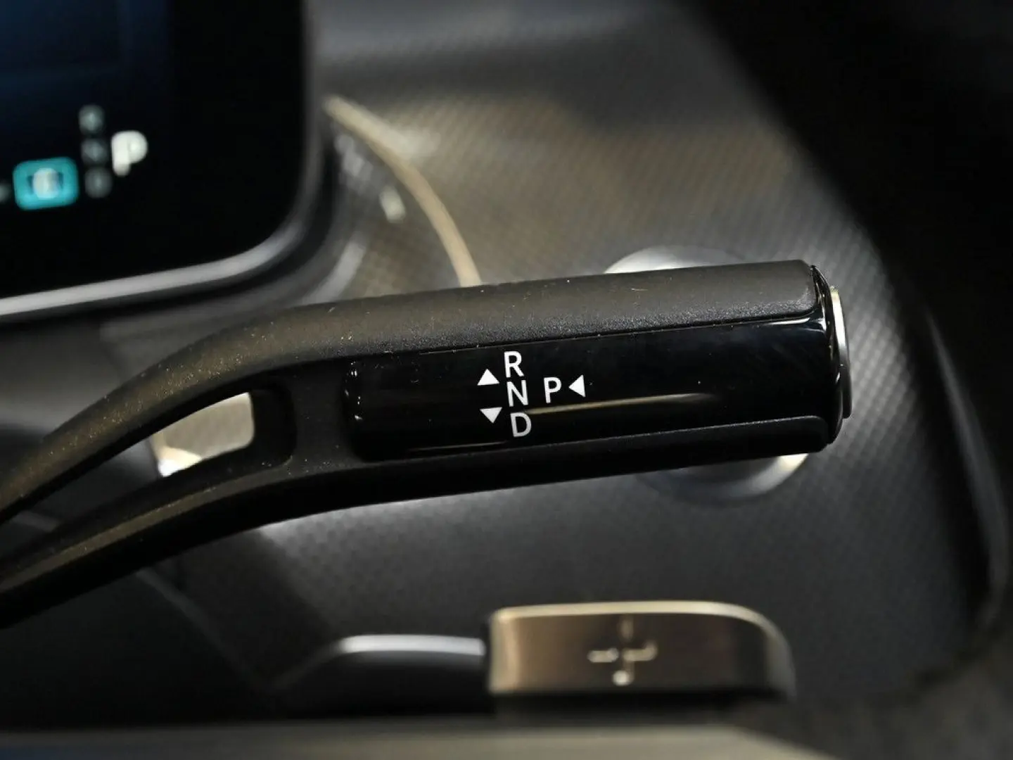 C 220 d AMG Sport Advanced AHK Distr. LED Navi K