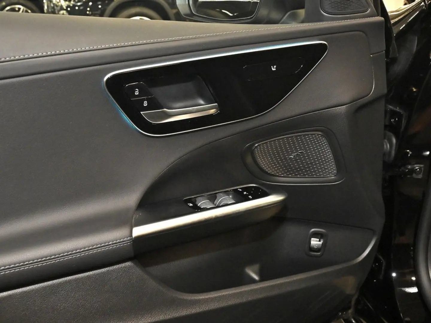 C 220 d AMG Sport Advanced AHK Distr. LED Navi K