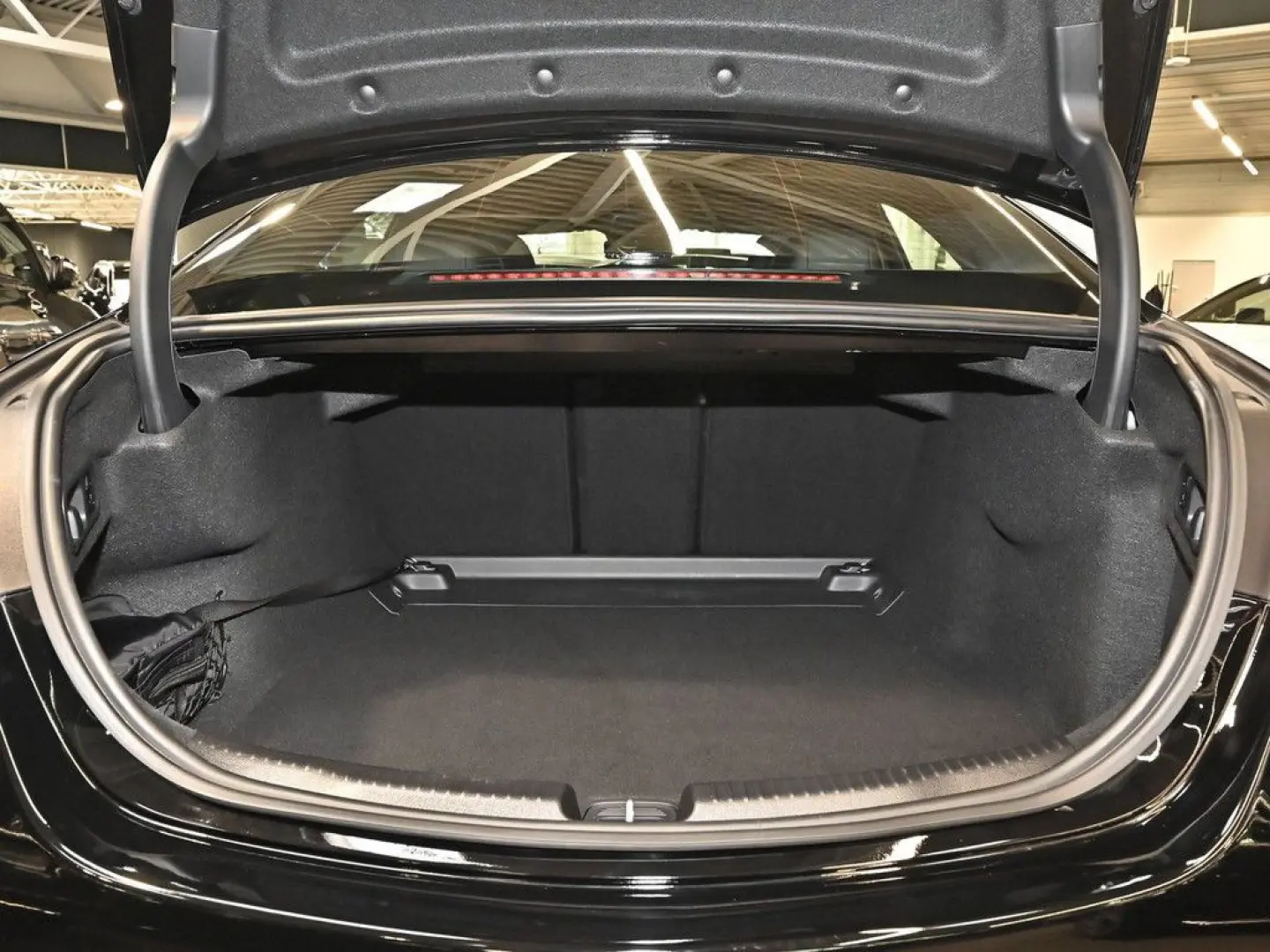C 220 d AMG Sport Advanced AHK Distr. LED Navi K