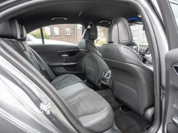 C 220 d AMG Sport Advanced AHK Distr. LED Navi K