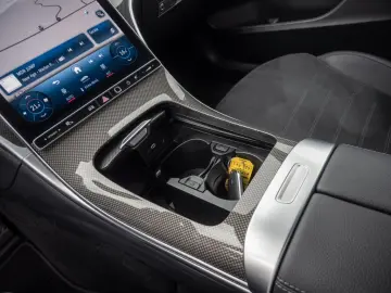 C 220 d AMG Sport Advanced AHK Distr. LED Navi K