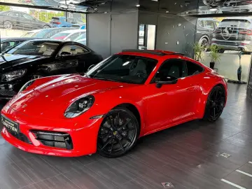 911 Carrera 4 Sportabgas*Kamera*Bose*Schiebdach