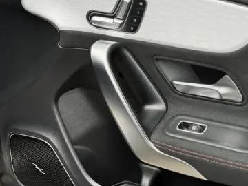 CLA 45 AMG 4MATIC+/RÜCKF/MEMORY/AMBIENT/LED