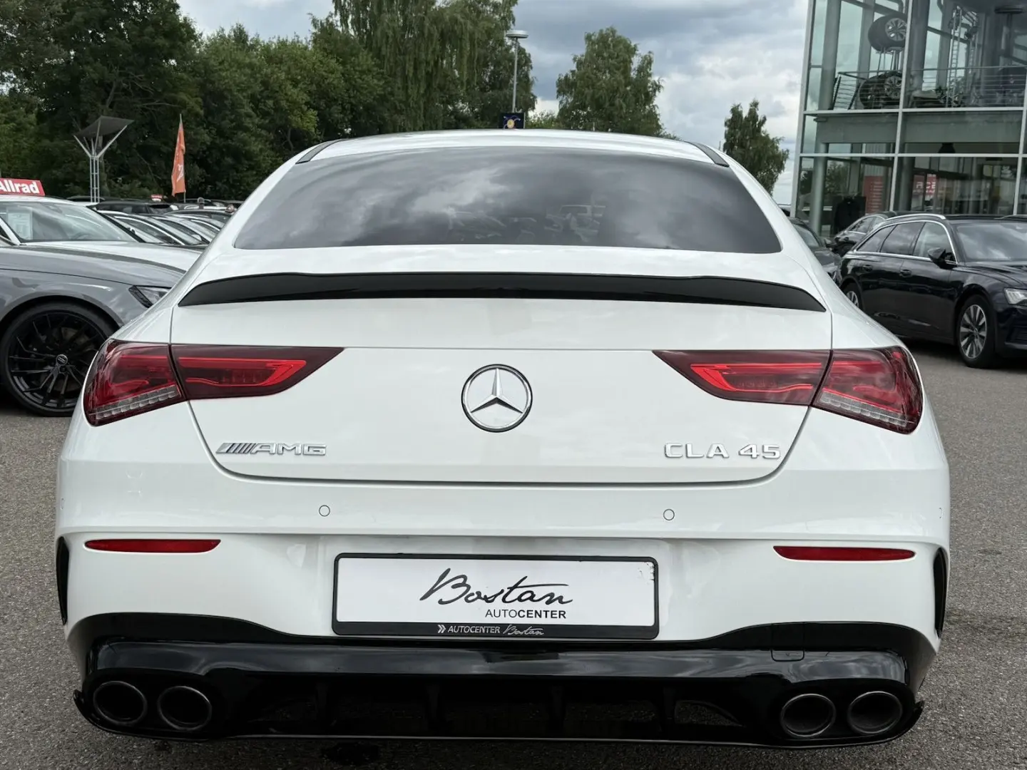 CLA 45 AMG PANO/KLAPPE/NIGHT/MULTIBEAM/KAMERA
