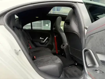 CLA 45 AMG PANO/KLAPPE/NIGHT/MULTIBEAM/KAMERA