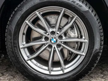 X5 xDrive40d xLine HUD AHK Pano Laser HiFi 19