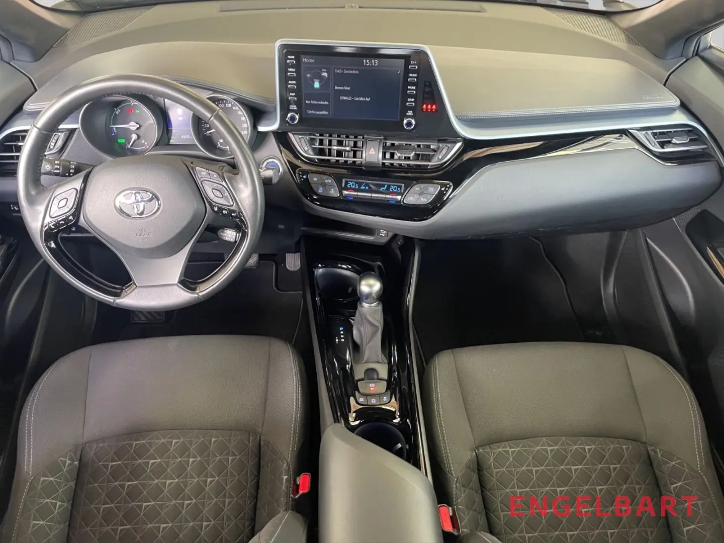 C-HR 2.0 Hybrid Team Deutschland PDC vorne+hinte