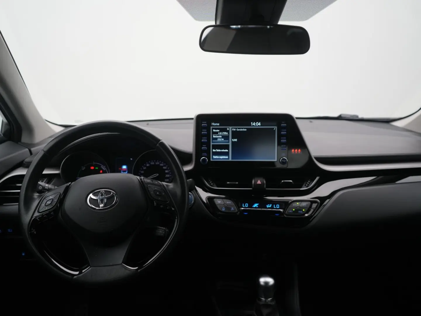 C-HR Hybrid APPS/NAVI+RFKAMERA+KLIMAAUT+LED
