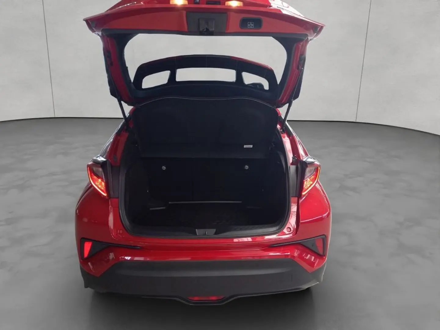 C-HR Hybrid Team D /Navi/LED/Apple+Android