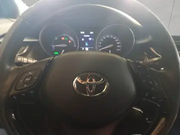 C-HR Hybrid Team D /Navi/LED/Apple+Android
