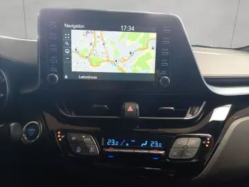 C-HR Hybrid Team D /Navi/LED/Apple+Android
