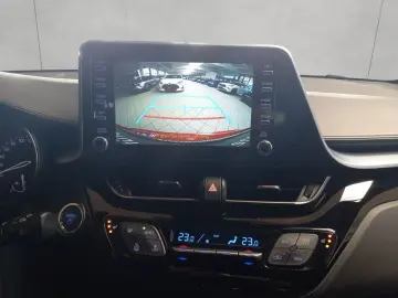 C-HR Hybrid Team D /Navi/LED/Apple+Android