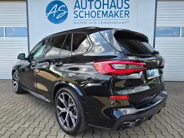 X5 xDrive 30d M Sport*7Sitze*2 Achs-Luft*21``AHK