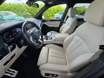 X5 xDrive 30d M Sport*7Sitze*2 Achs-Luft*21``AHK